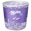 Transparenter Behälter mit Milka Naps in lila Verpackung, insgesamt 207 Stück enthalten.