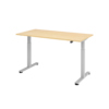 Höhenverstellbarer Schreibtisch mit ahornfarbener Platte und silberfarbenem Gestell.