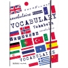 Vokabelheft mit Flags und Schriftzügen in verschiedenen Sprachen auf dem Cover.
