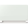 Whiteboard aus Glas in brillantweiß, rahmenlos mit nicht sichtbarer Wandhalterung.