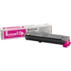 Magenta Toner TK-5195M in Verpackung, seitliche Ansicht mit abnehmbarem Deckel.