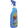 Blauer Glasreiniger in einer transparenten Sprayflasche mit Sprühkopf.