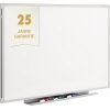 Weißes Whiteboard mit 25 Jahre Garantie und Stiftablage, in horizontaler Ausrichtung.