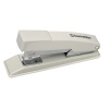 Graues Heftgerät mit seitlicher Klappe zum Befestigen von bis zu 15 Blatt Papier.