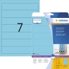 Blaues Ordneretikett mit der Nummer 7, umgeben von einer Verpackung mit Produktinformationen.