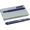 Blaue Lamy Tintenpatrone T 10 in Verpackung, auf weißem Hintergrund sichtbar.