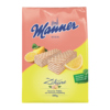 Verpackung der Manner Zitronen-Waffeln mit Waffeln und Zitronenscheiben auf buntem Hintergrund.