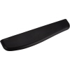 Schwarze Handgelenkauflage mit weicher Oberfläche und ergonomischer Form für Tastaturen.