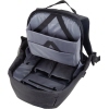 Offene Innenansicht eines anthrazitfarbenen Notebookrucksacks mit mehreren Fächern.