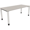 Schreibtisch in lichtgrau mit quadratischen Beinen, maßen 1800 x 680-820 x 800 mm.