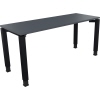 Schreibtisch mit vier quadratischen Füßen in lavagrau und anthrazit metallic.