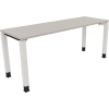 Schreibtisch in lichtgrau mit vier Füßen aus Quadratrohr, Maße 1800 x 680-820 x 600 mm.