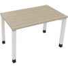 Schreibtisch mit eichefarbenem Oberteil und weißen Flachfüßen, Maßen 1.200 x 650-850 x 700 mm.