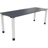 Schreibtisch mit lavagrauem Tischblatt und weißen Vierfußbeinen, 2000 x 680-820 x 700 mm.