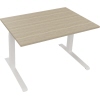 Schreibtisch aus Eichenholz mit weißen Metallbeinen, rechteckige Tischplatte.