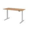 Höhenverstellbarer Schreibtisch in Nussbaum mit silbernem Gestell und Tastschalter.