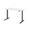 Höhenverstellbarer Schreibtisch in Weiß mit grauen Beinen und seitlichem Tast-Schalter.