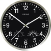 Runde Wanduhr mit schwarzem Ziffernblatt, Thermometer und Hygrometer im unteren Bereich.