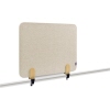 Beige Tischtrennwand mit abgerundeten Ecken, montiert zwischen zwei Tischplatten.