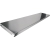 Fachboden aus Metall mit einer Länge von 800 mm und einer Breite von 300 mm, schräg aufgenommen.