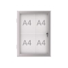 Schaukasten mit Platz für vier DIN A4-Blätter, abschließbar und mit umlaufender Dichtung.
