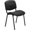 Schwarzer Besucherstuhl mit gepolsterter Sitzfläche und Metallgestell.