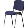 Besucherstuhl mit blauer Polsterung und chromfarbenem Gestell, Vorderansicht.