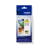 Gelbe Brother Tintenpatrone LC-426Y in Verpackung mit Produktbeispielen.
