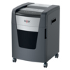 Aktenvernichter in Schwarz und Silber mit Bedienfeld und Rollen für einfachen Transport.