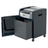 Aktenvernichter mit offenem Abfallbehälter und Sicht auf die Bedienoberfläche.