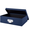 Navy Aufbewahrungsbox mit offenem Deckel und Metallgriff, leere Innenseite sichtbar.