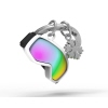 Metallschlüsselanhänger in Form einer Skibrille mit einer Schneeflocke als Anhänger.