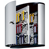 Schlüsselschrank aus Aluminium mit geöffneten Türen und mehreren farbigen Schlüsselanhängern.