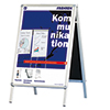 Kundenstopper DIN A2 mit wechselbarem Plakat und stabiler, spritzwassergeschützter Bauweise.