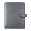 Grauer Organizer mit Textur und Druckknopfverschluss, im Format Pocket.