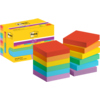 Farbenfrohe Post-it Super Sticky Notes in Kartonspender, gestapelt in mehreren Farbschichten.