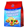 Blaue Packung mit der Aufschrift "Premium Cracker" und Bildern von Cracker mit Belägen.