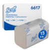 Paket mit Scott Papierhandtüchern, die in einer kompakten, gefalteten Form präsentiert sind.