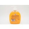 Flüssigseife mit Pfirsichduft in einer transparenten Pumpflasche mit tanganinia orange Farbe.