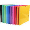 Bunte Ringbücher in verschiedenen Farben, in einer Reihe angeordnet, auf einem weißen Hintergrund.