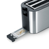 Toaster mit herausziehbarem Krümelfach und metallischer Oberfläche.