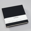 Schwarzes Gästebuch mit edlem Buchleineneinband und Banderole der HERITAGE LINE.
