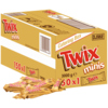 Karton mit TWIX Schokoriegel Minis, teilweise geöffnete Packung und Einzelriegel sichtbar.