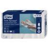 Verpackung mit Tork Xpress® Papierhandtüchern, die eine Einzelblattentnahme ermöglichen.