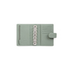 Offene Filofax Timer Norfolk Pocket in sage mit genarbtem Einband und sechs Ringen.
