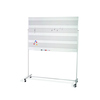 Mobiles Whiteboard auf einem stabilen Gestell mit Notenlinien, fixiert durch Magneten.