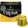 Kaffeekapseln in Aluminiumverpackung, auf schwarzem Hintergrund, mit goldener Kapsel und Logo.