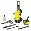 Hochdruckreiniger mit Zubehörteilen und Reinigungsmittel in gelb-schwarzem Design.