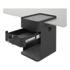 Bento® Desktoplocker 500 in Schwarz mit einer offenen Soft-Close-Schublade und Kleiderhaken.