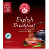Schachtel mit Teebeutel für English Breakfast-Tee neben einer Tasse Tee und Teekanne.